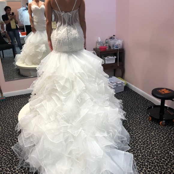 Matthew Christopher Wedding Gown NEW NEVER USED - Picture 2 of 8